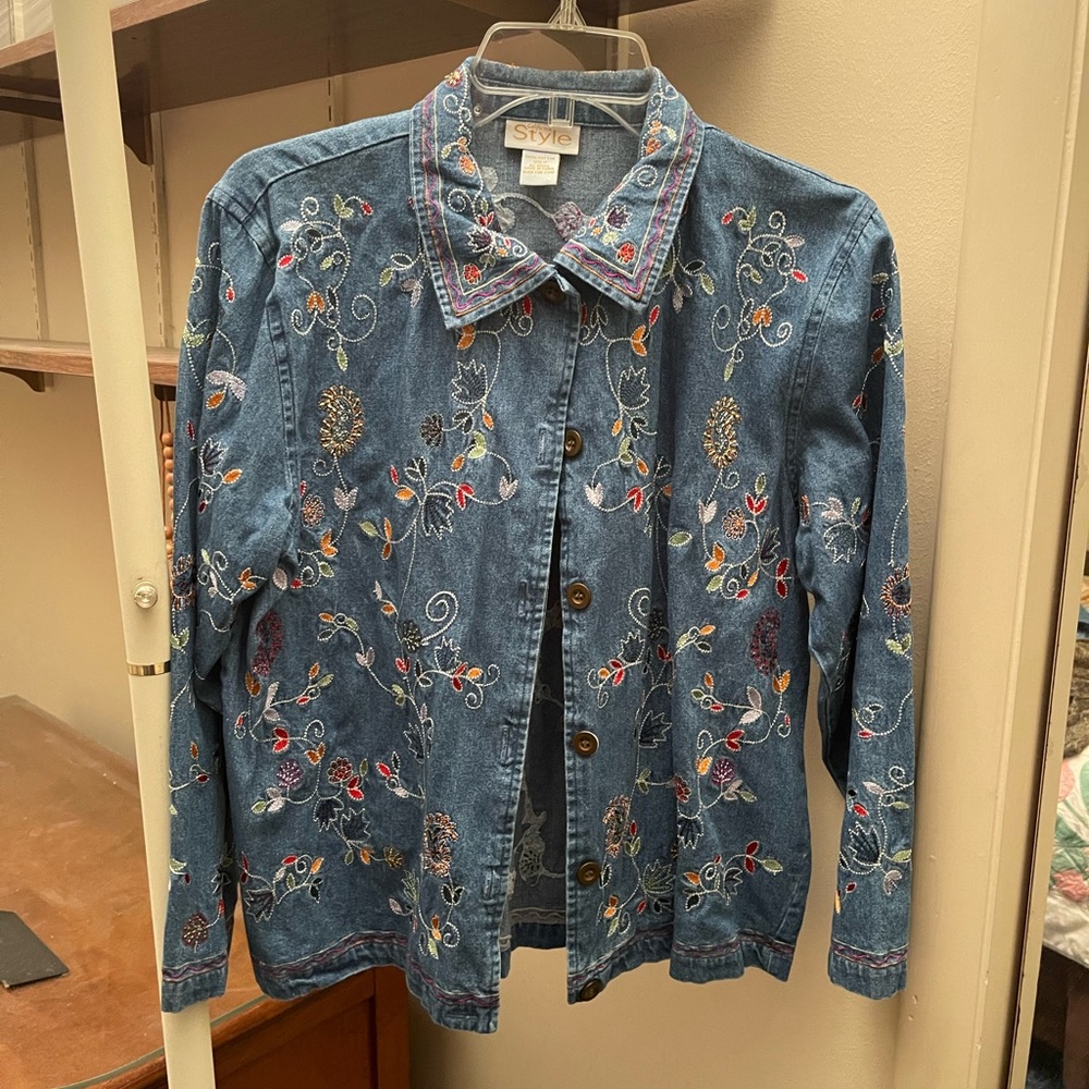 Vintage California style embroidered jean jacket